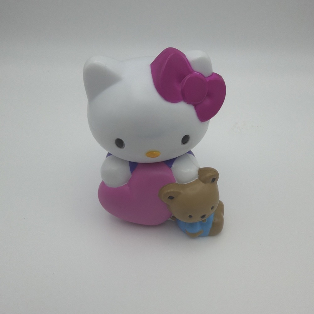 Sanrio 2002 Hello Kitty Teddy Bear & Heart 3 Inch Plastic Baking Cake Topper